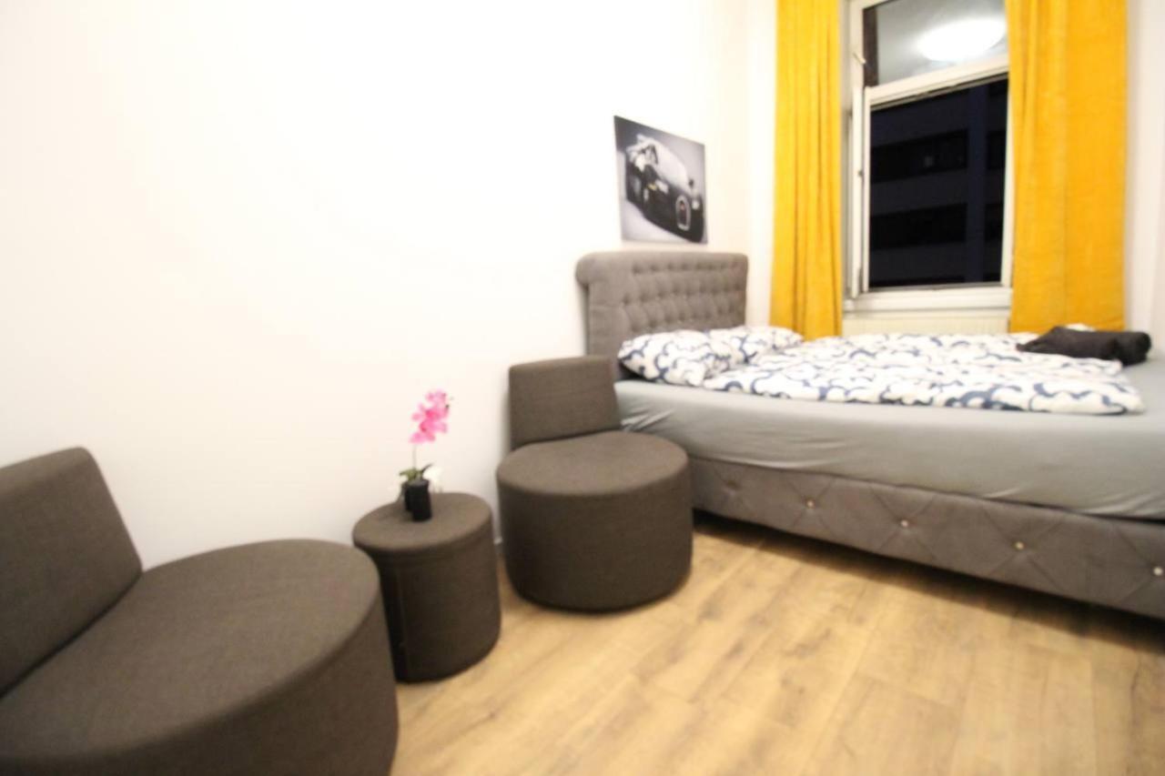 Modern Double Room Js B Viyana Dış mekan fotoğraf