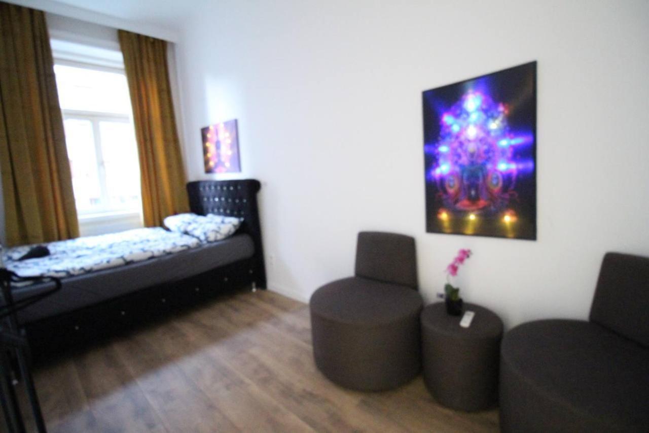 Modern Double Room Js B Viyana Dış mekan fotoğraf